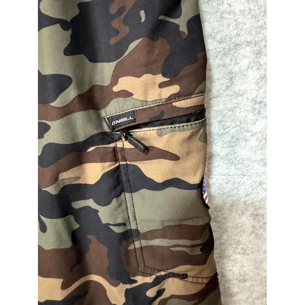 O'Neill Mens Camo Hyperfreak Boardshorts USA Flag Patch Swim Trunks Size 46